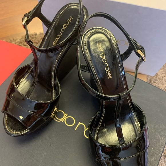 Sergio Rossi - Black patent wedge; 35.5 Us Size - Picture 4 of 9
